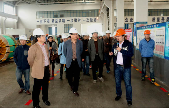 2015年11月21日，市光華高中黨員、教師來上上電纜參觀